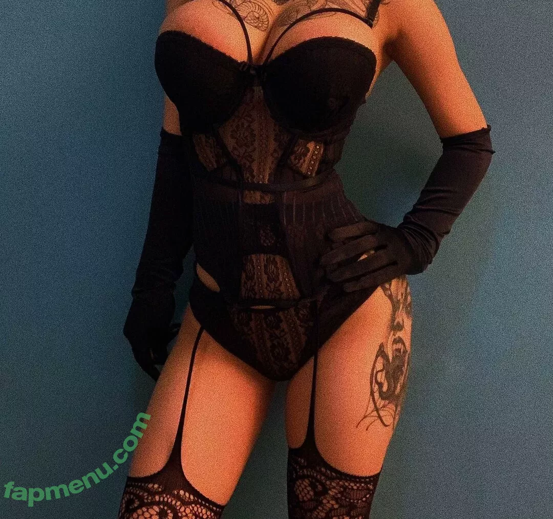 Deer_white nude photo #0033 (DeerWhite_ / deer_white_ / deerwhite)