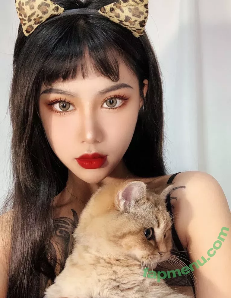 Deer_white nude photo #0051 (DeerWhite_ / deer_white_ / deerwhite)