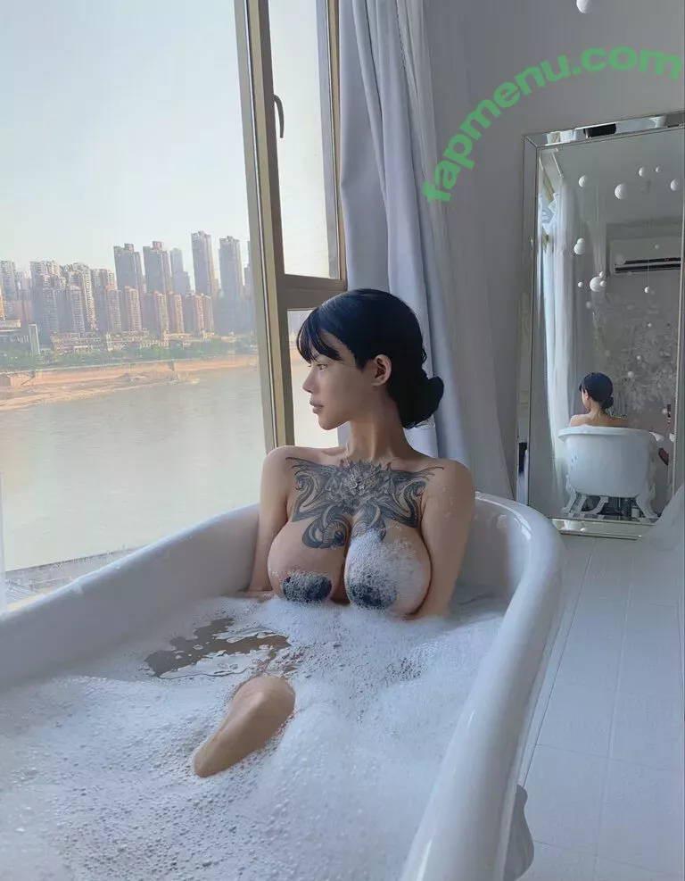 Deer_white nude photo #0112 (DeerWhite_ / deer_white_ / deerwhite)