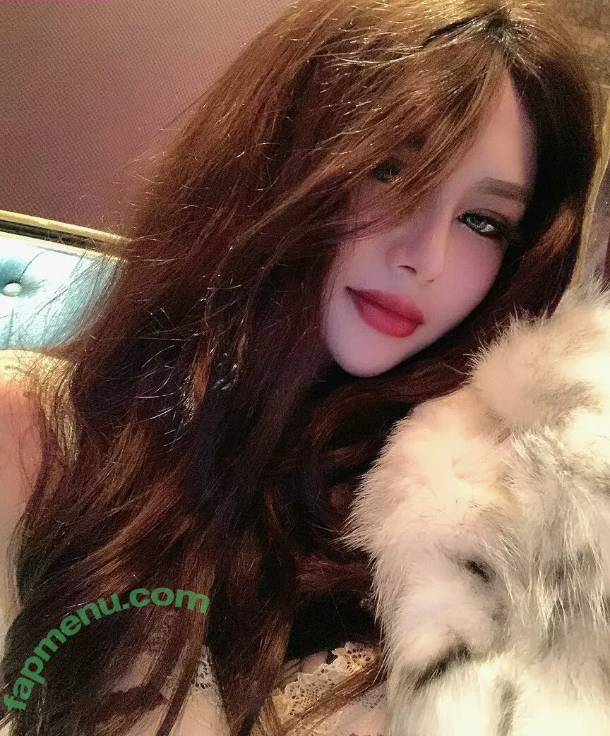 Deer_white nude photo #0139 (DeerWhite_ / deer_white_ / deerwhite)