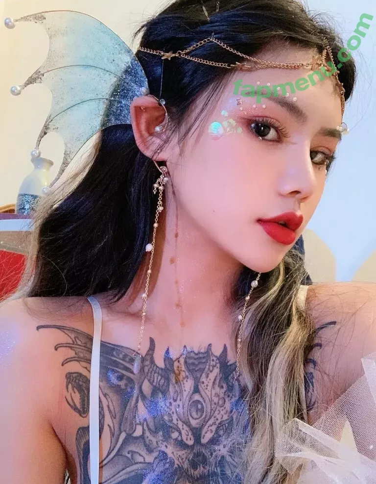 Deer_white nude photo #0165 (DeerWhite_ / deer_white_ / deerwhite)