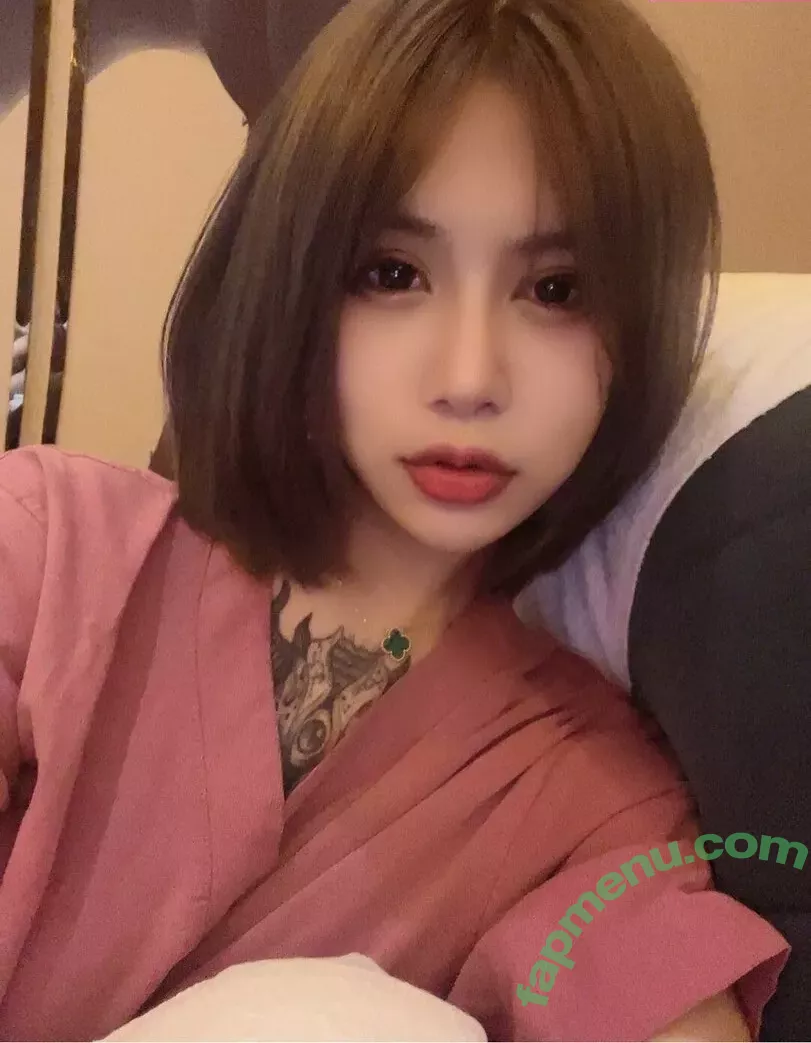 Deer_white nude photo #0172 (DeerWhite_ / deer_white_ / deerwhite)