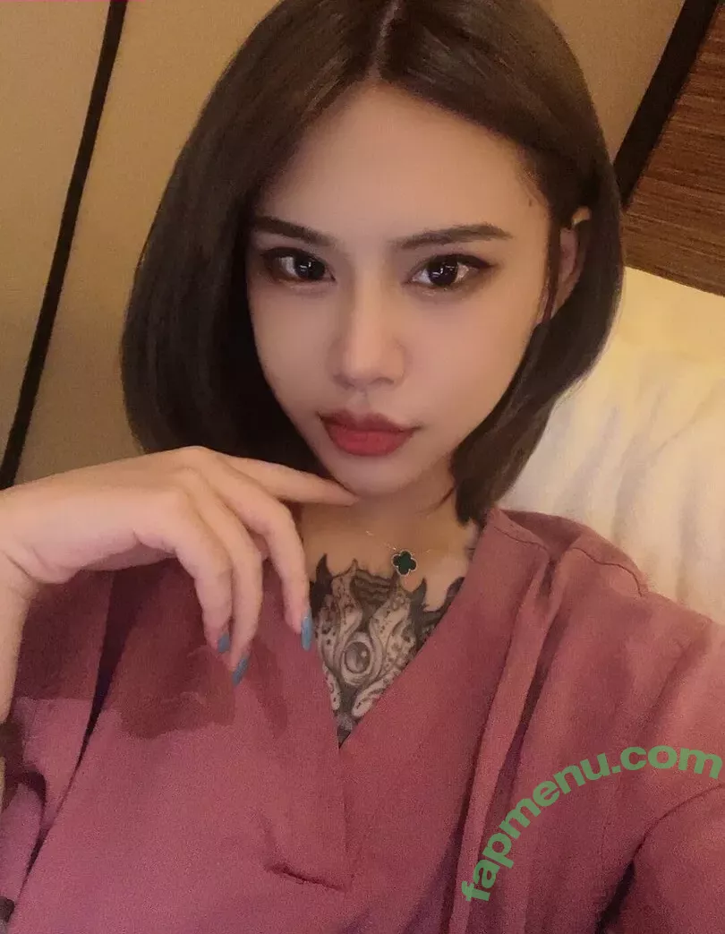 Deer_white nude photo #0173 (DeerWhite_ / deer_white_ / deerwhite)