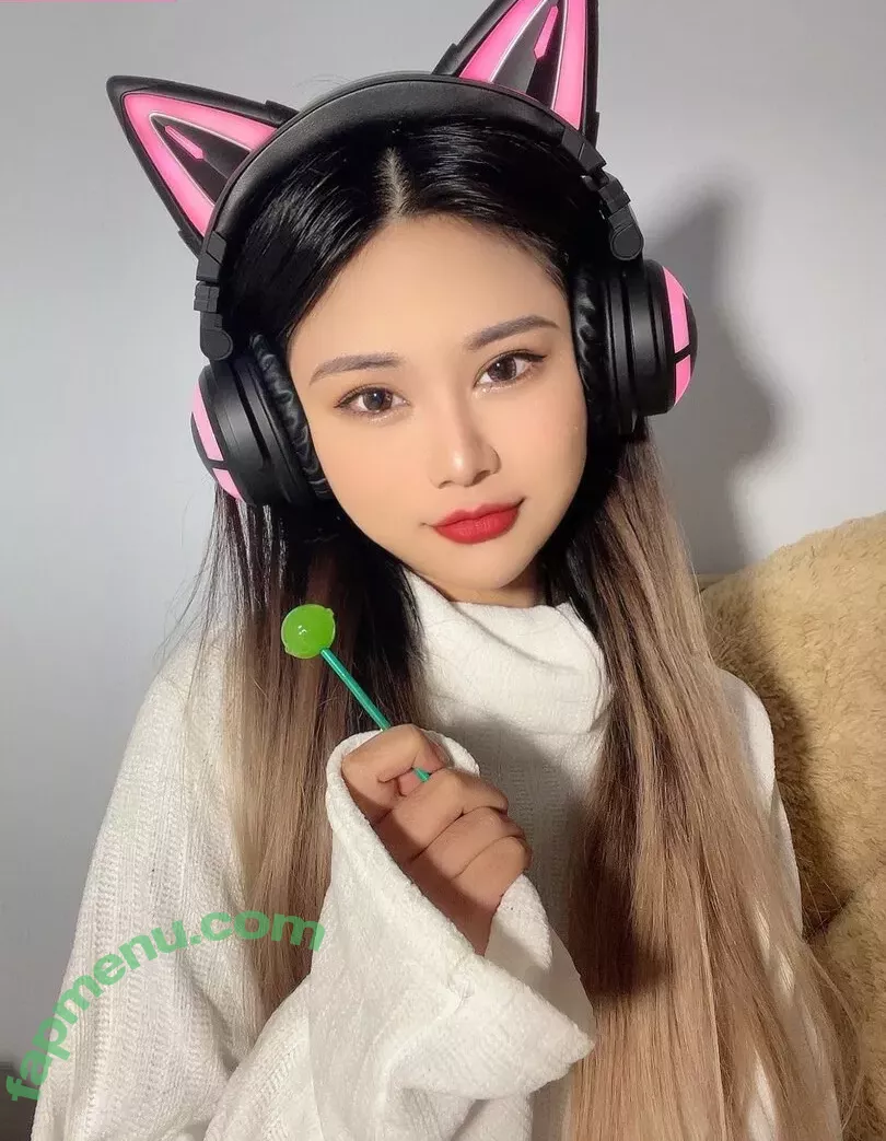 Deer_white nude photo #0232 (DeerWhite_ / deer_white_ / deerwhite)