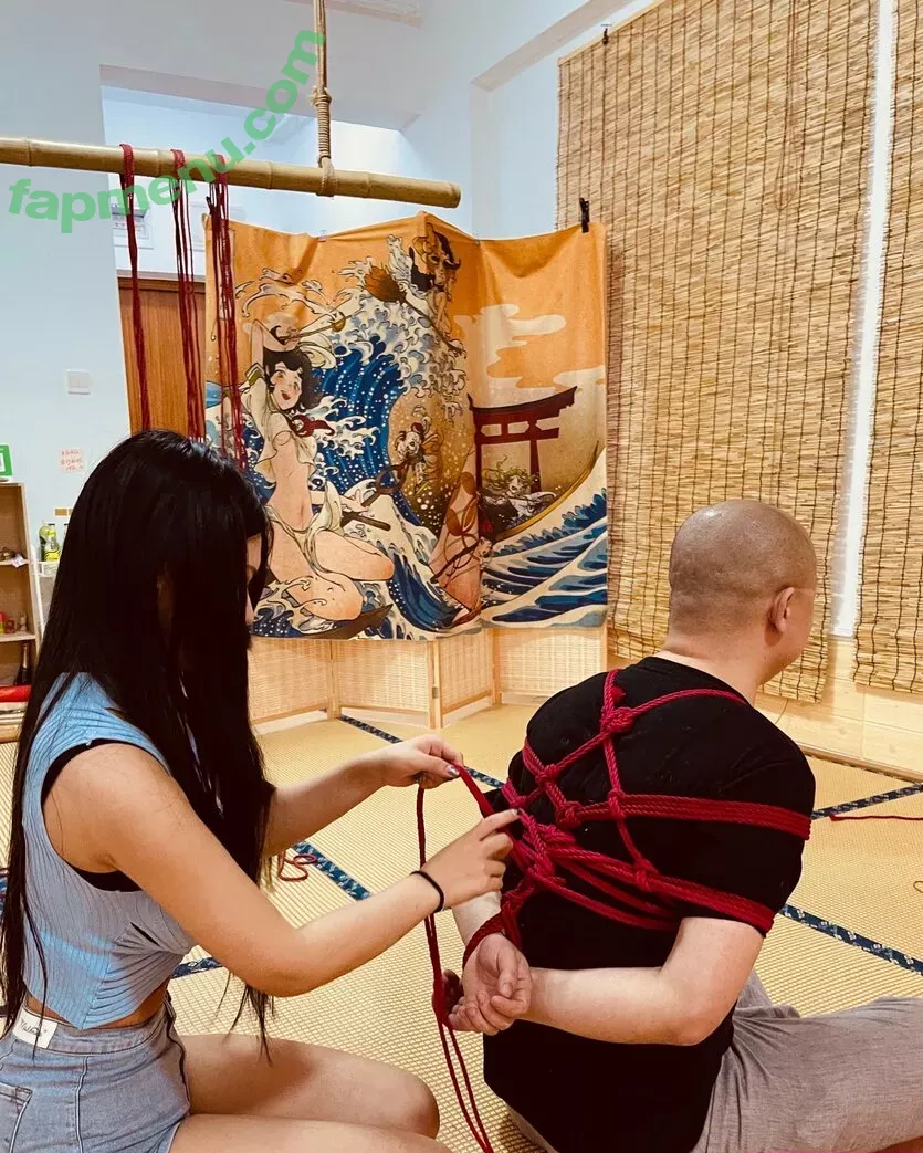 Deer_white nude photo #0302 (DeerWhite_ / deer_white_ / deerwhite)