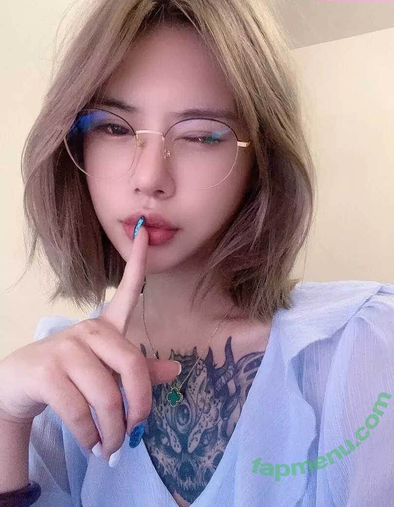 Deer_white nude photo #0363 (DeerWhite_ / deer_white_ / deerwhite)