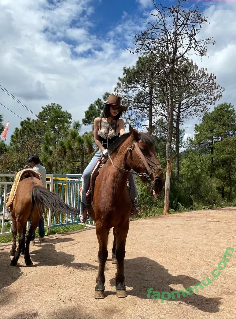 Deer_white nude photo #0378 (DeerWhite_ / deer_white_ / deerwhite)