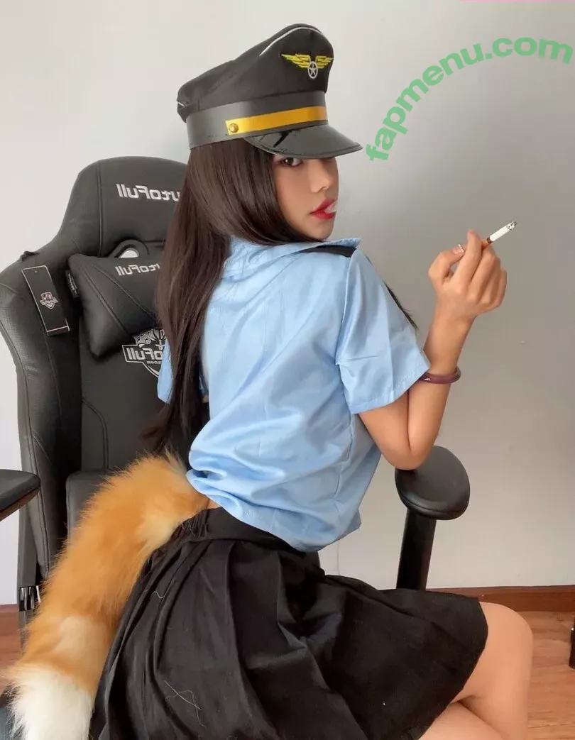 Deer_white nude photo #0409 (DeerWhite_ / deer_white_ / deerwhite)