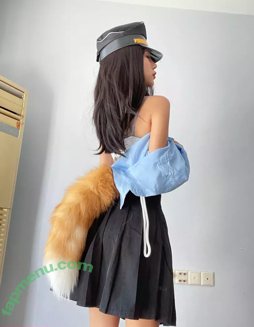 Deer_white nude photo #0416 (DeerWhite_ / deer_white_ / deerwhite)