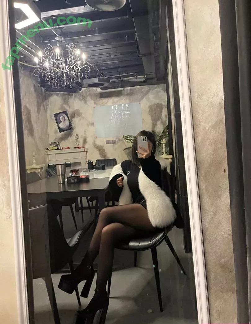 Deer_white nude photo #0638 (DeerWhite_ / deer_white_ / deerwhite)