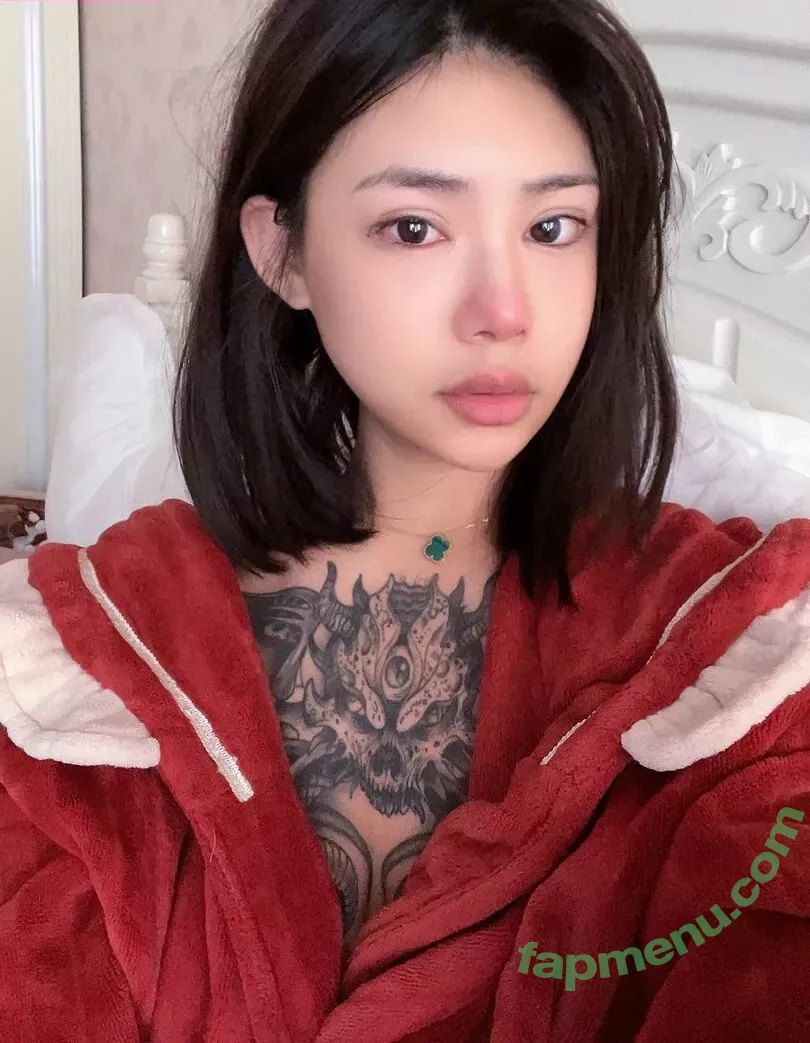 Deer_white nude photo #0647 (DeerWhite_ / deer_white_ / deerwhite)