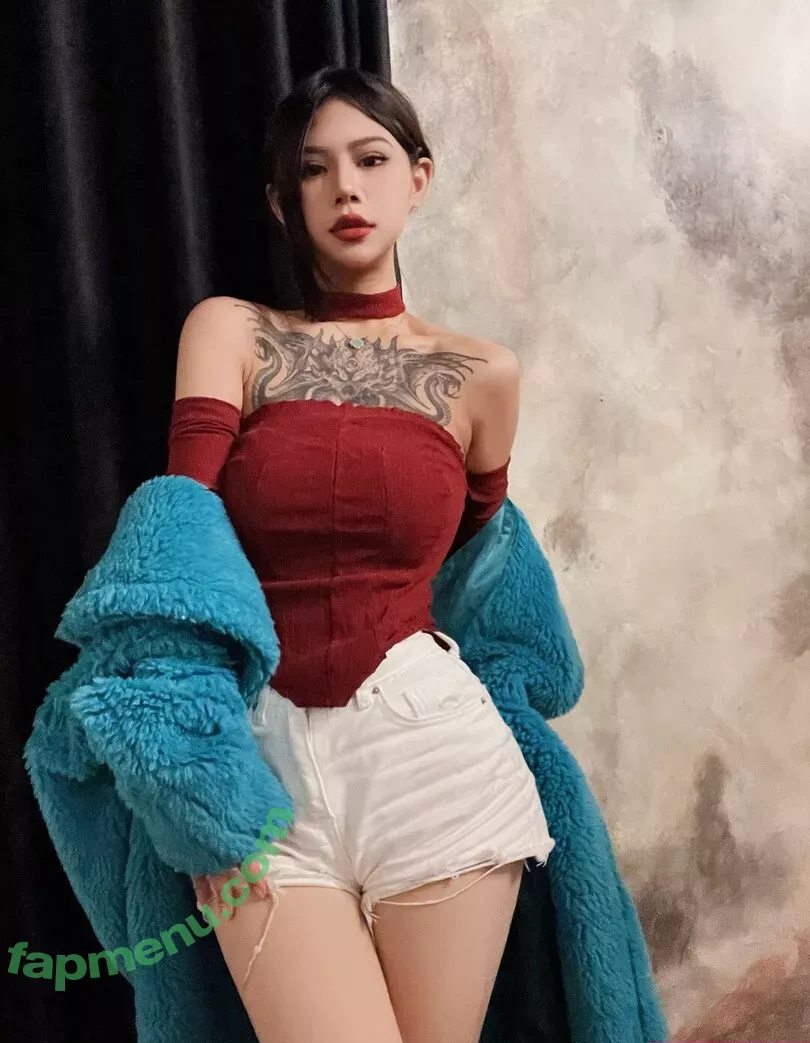 Deer_white nude photo #0678 (DeerWhite_ / deer_white_ / deerwhite)