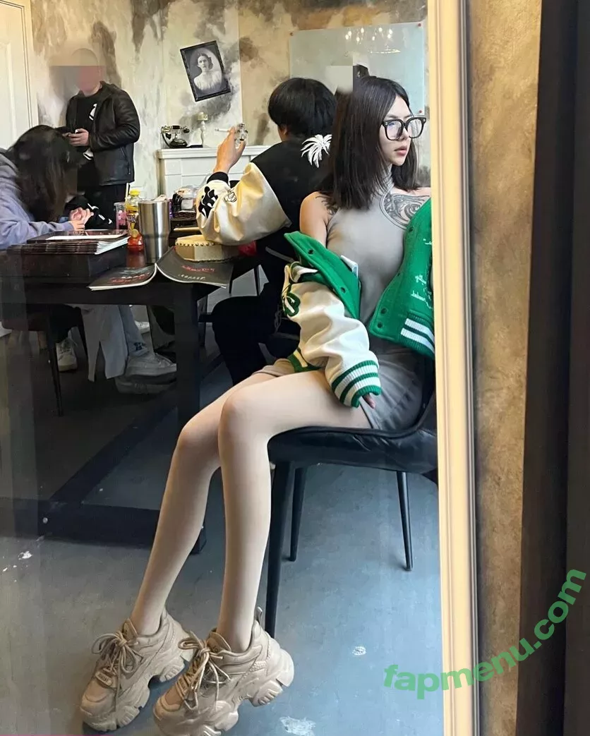 Deer_white nude photo #0746 (DeerWhite_ / deer_white_ / deerwhite)