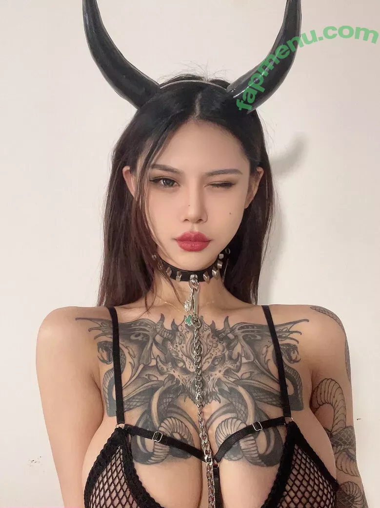 Deer_white nude photo #0823 (DeerWhite_ / deer_white_ / deerwhite)