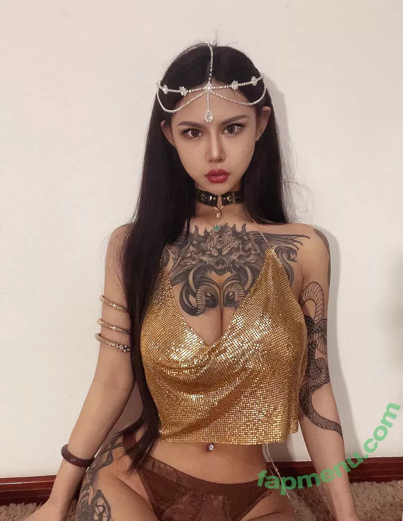 Deer_white nude photo #0895 (DeerWhite_ / deer_white_ / deerwhite)