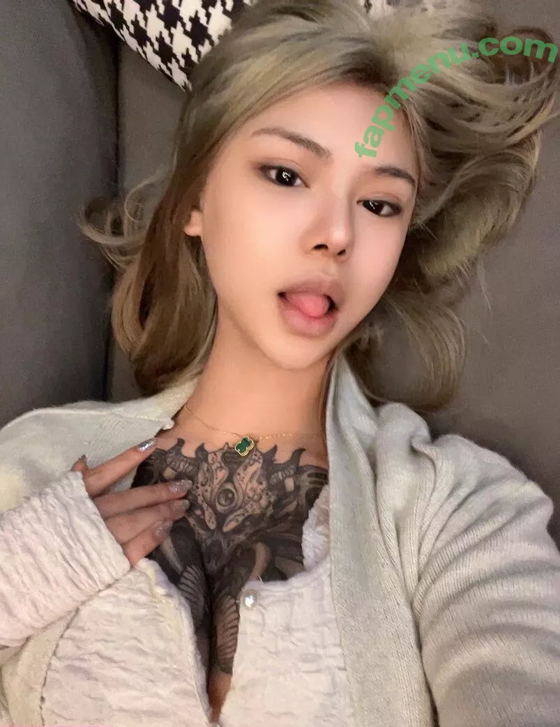 Deer_white nude photo #0946 (DeerWhite_ / deer_white_ / deerwhite)