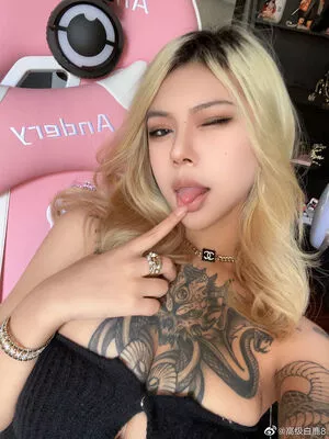 Deer_white / DeerWhite_ / deer_white_ / deerwhite nude photo #1075