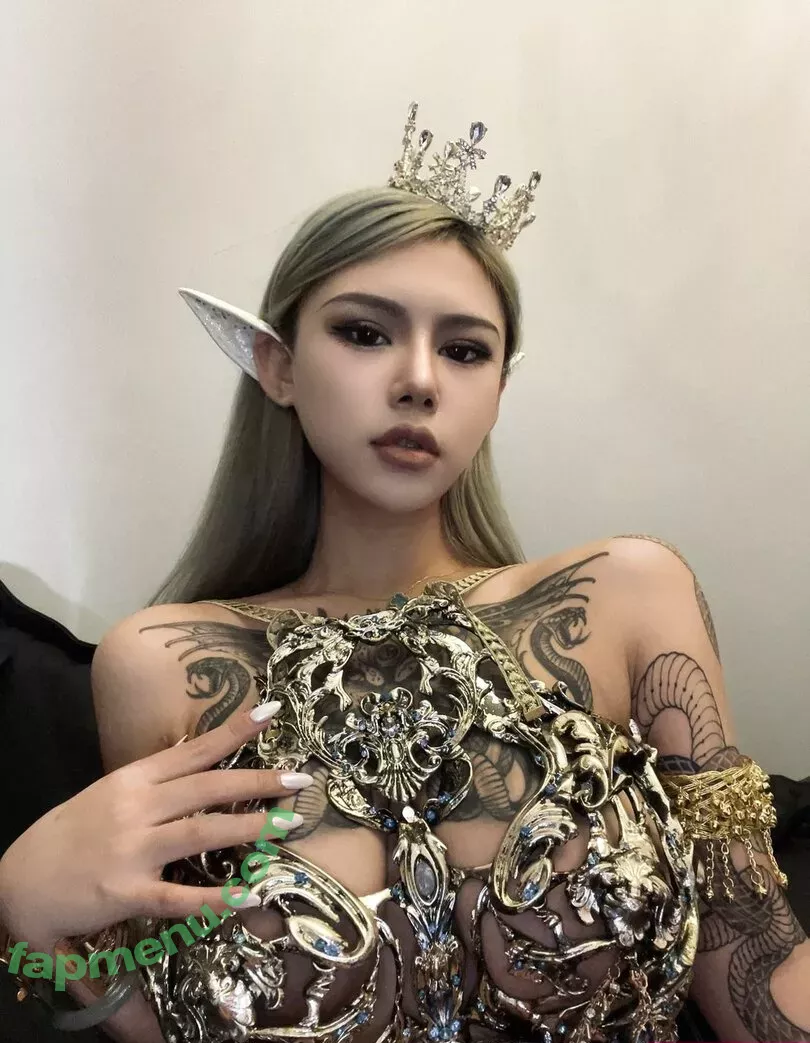 Deer_white nude photo #1018 (DeerWhite_ / deer_white_ / deerwhite)