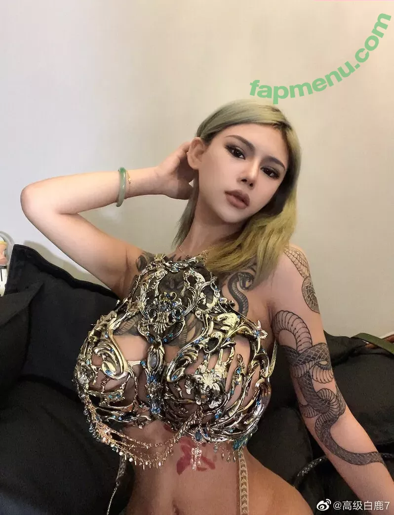 Deer_white nude photo #1040 (DeerWhite_ / deer_white_ / deerwhite)