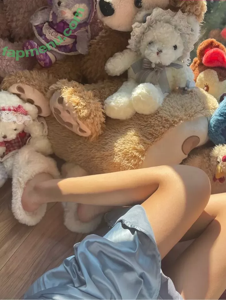 Deer_white nude photo #1065 (DeerWhite_ / deer_white_ / deerwhite)