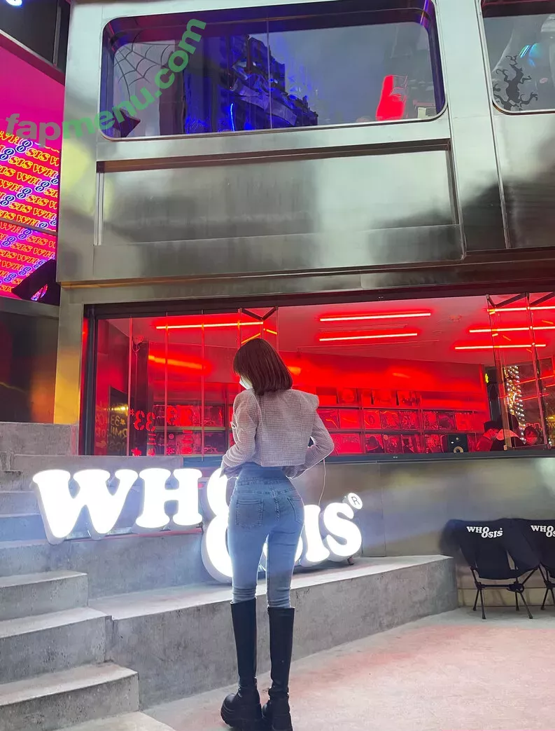 Deer_white nude photo #1069 (DeerWhite_ / deer_white_ / deerwhite)