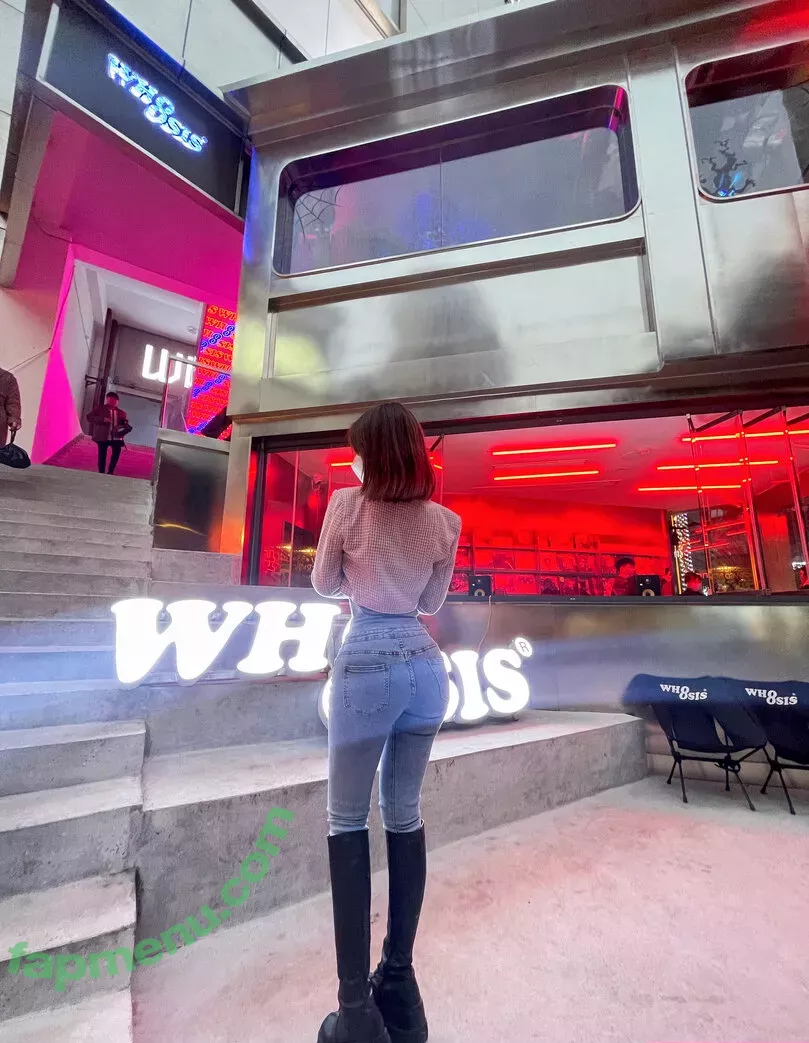 Deer_white nude photo #1072 (DeerWhite_ / deer_white_ / deerwhite)