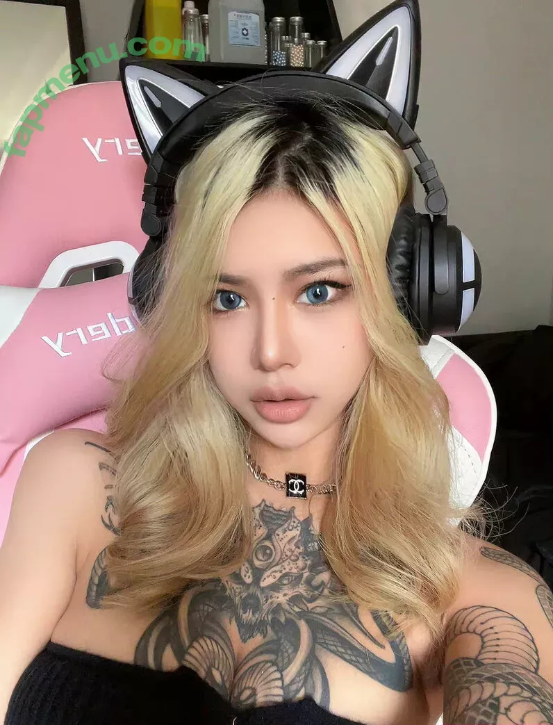 Deer_white nude photo #1077 (DeerWhite_ / deer_white_ / deerwhite)