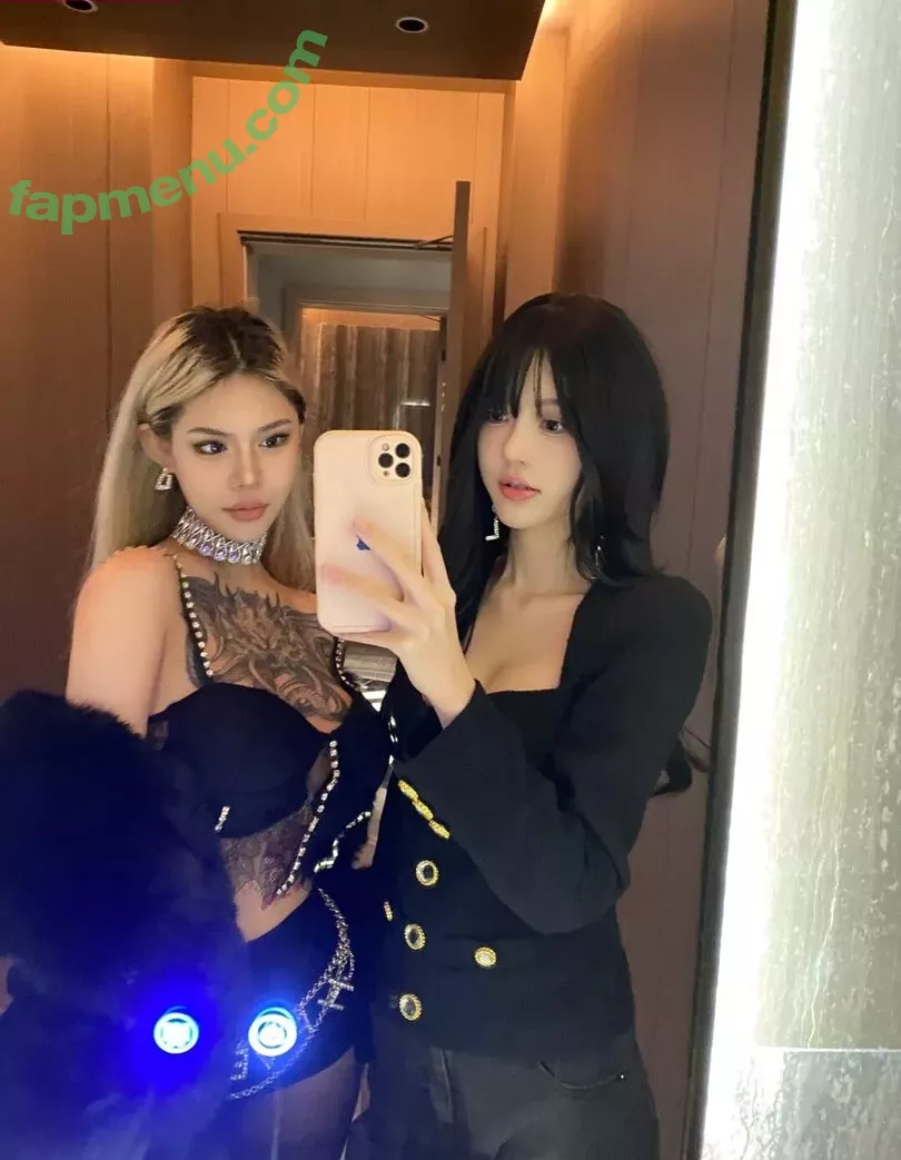 Deer_white nude photo #1122 (DeerWhite_ / deer_white_ / deerwhite)