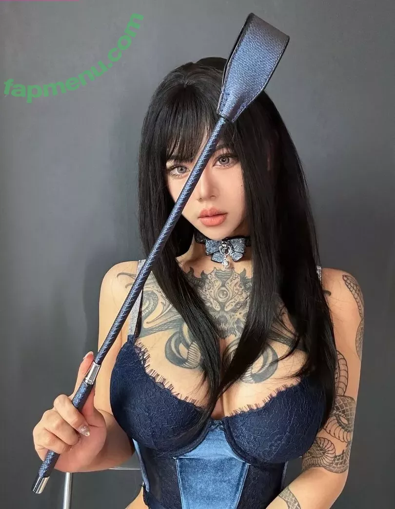 Deer_white nude photo #1195 (DeerWhite_ / deer_white_ / deerwhite)