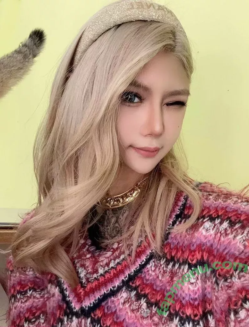 Deer_white nude photo #1201 (DeerWhite_ / deer_white_ / deerwhite)