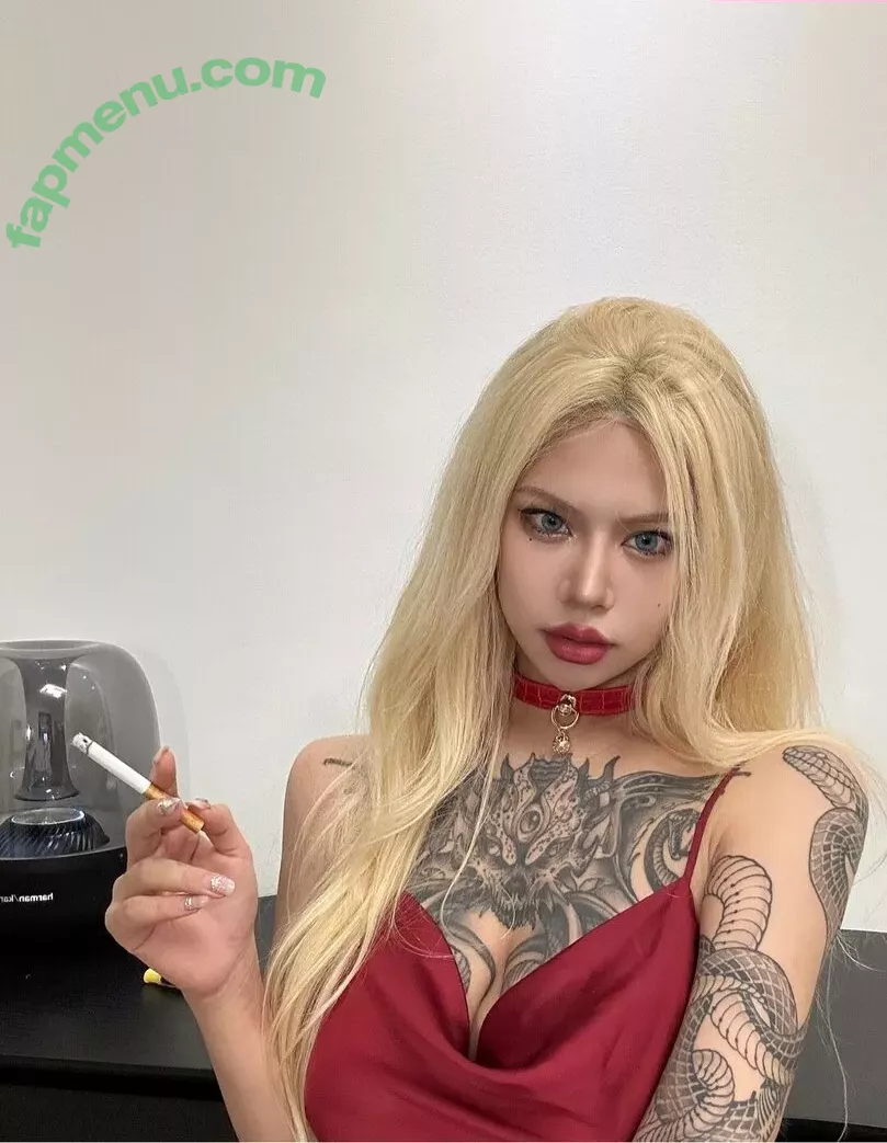 Deer_white nude photo #1255 (DeerWhite_ / deer_white_ / deerwhite)