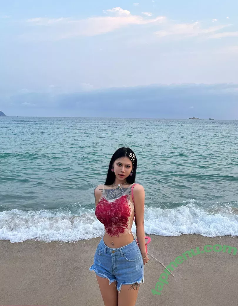 Deer_white nude photo #1263 (DeerWhite_ / deer_white_ / deerwhite)