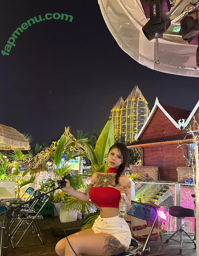 Deer_white nude photo #1273 (DeerWhite_ / deer_white_ / deerwhite)