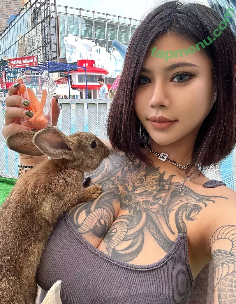 Deer_white nude photo #1362 (DeerWhite_ / deer_white_ / deerwhite)