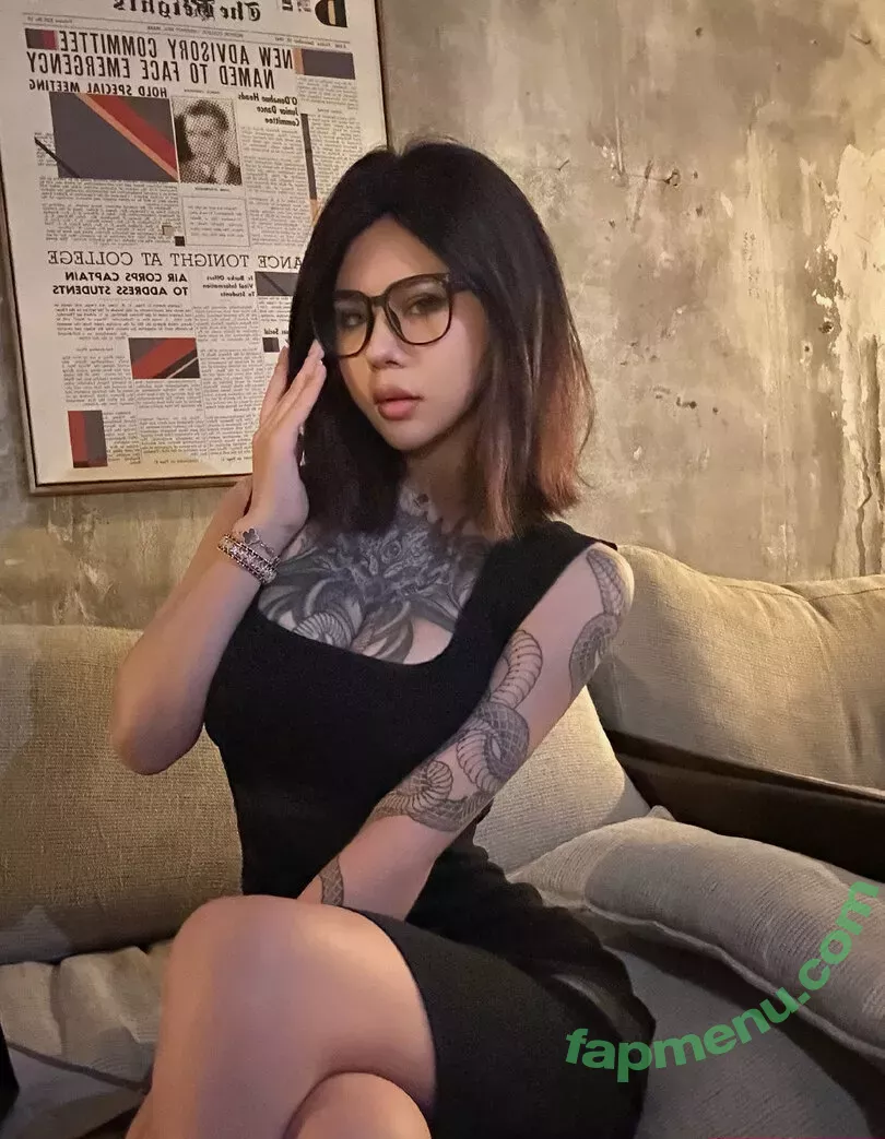 Deer_white nude photo #1391 (DeerWhite_ / deer_white_ / deerwhite)