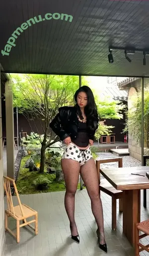  nude photo #0004