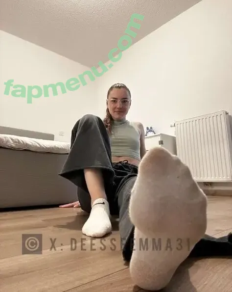Deesse Emma nude photo #0003 (Deesse Emma)