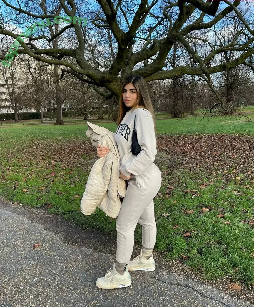 Deevaxo nude photo #0085 (nikocadoavocado)