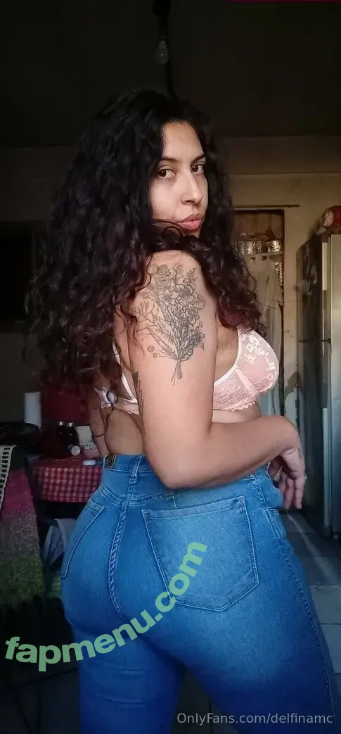 delfinamc nude photo #0027 (delfi_delellis)