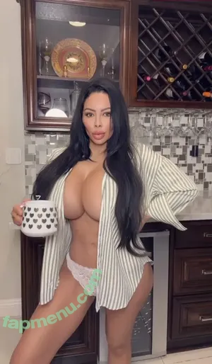 Deliaxxoo / deliag2025 nude photo #0011