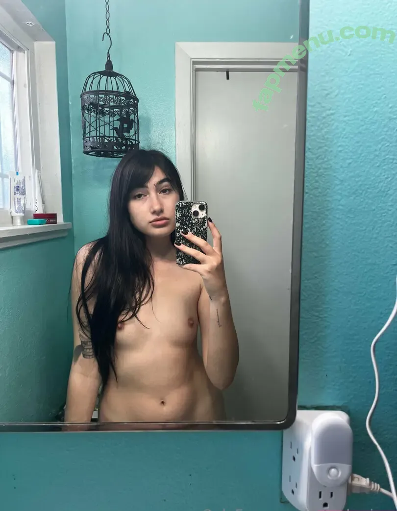 Delilah nude photo #0159 (Delilahraige / bugsanduggs)