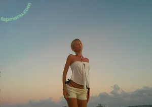 Delilah Belle Hamlin / delilahbelle nude photo #0117