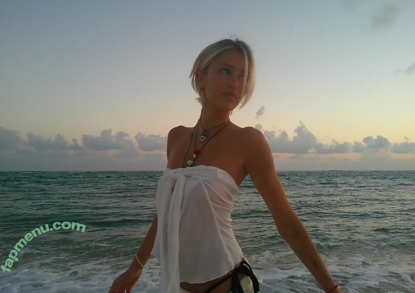 Delilah Belle Hamlin nude photo #0119 (delilahbelle)