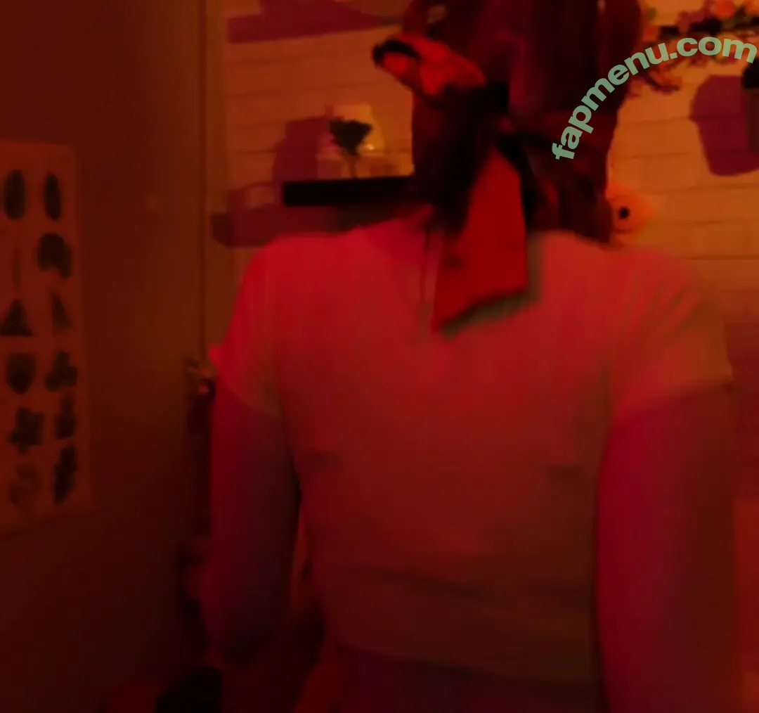 Delilah Cass nude photo #0052 (defnotdelilah / delilah_cass / yourinternetstepdaughter)