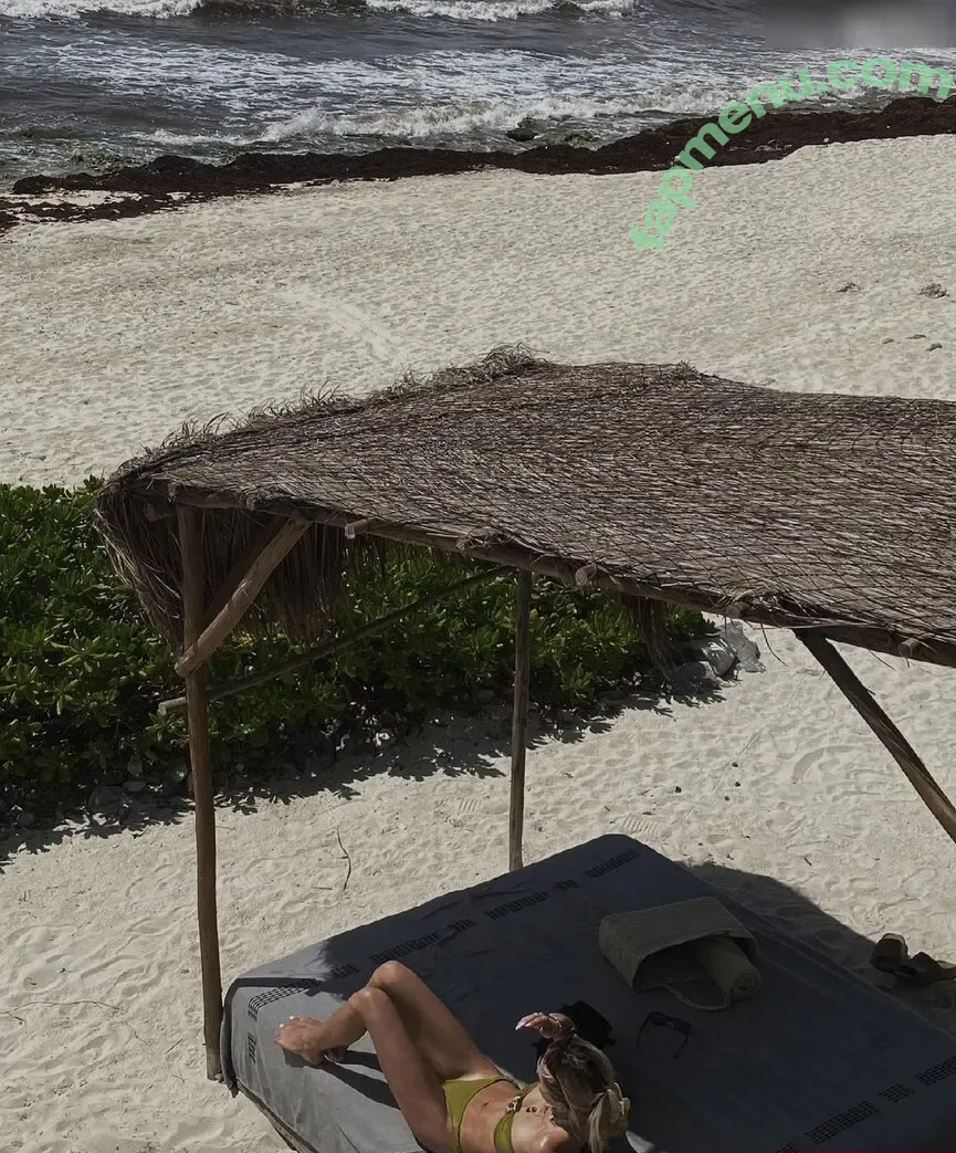 Delilah Hamlin nude photo #0129 (Delilah Hamlin)