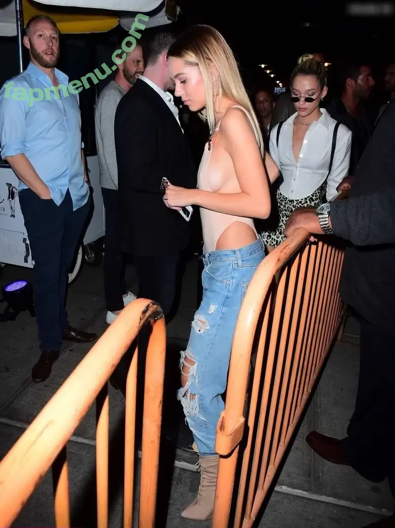 Delilah Hamlin nude photo #0147 (Delilah Hamlin)