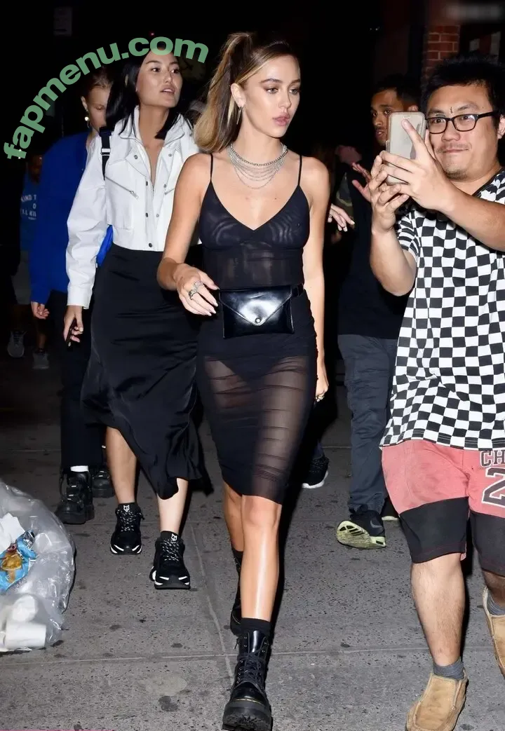 Delilah Hamlin nude photo #0200 (Delilah Hamlin)