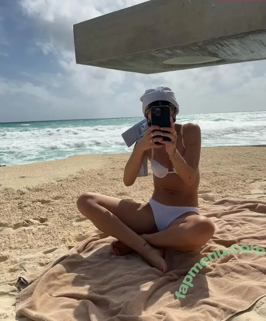 Delilah Hamlin nude photo #0204 (Delilah Hamlin)