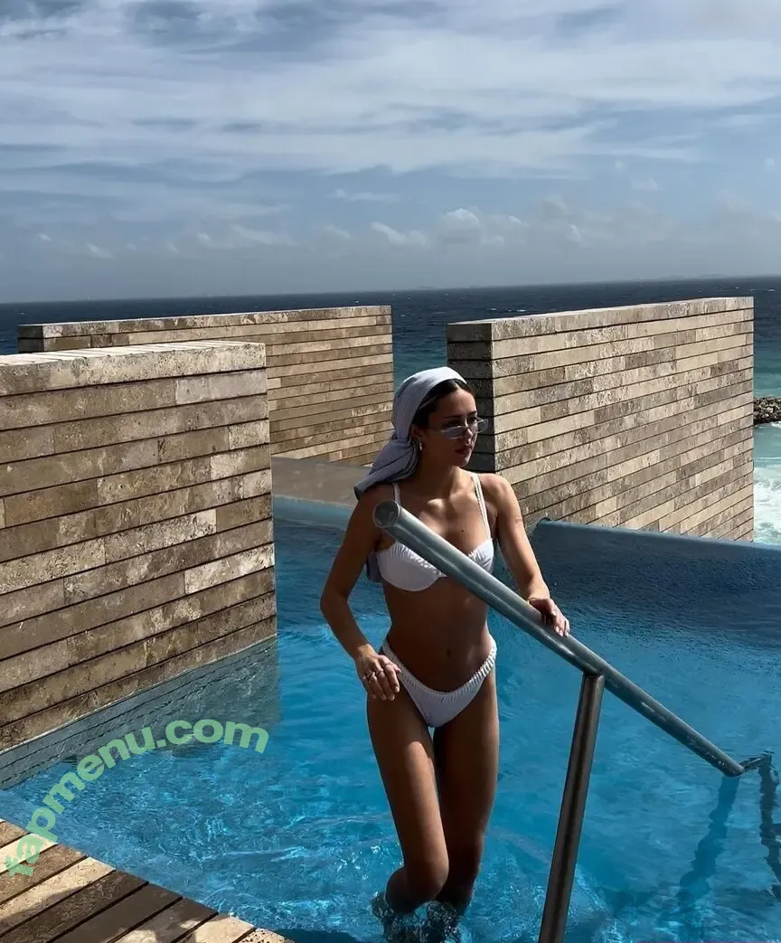 Delilah Hamlin nude photo #0206 (Delilah Hamlin)