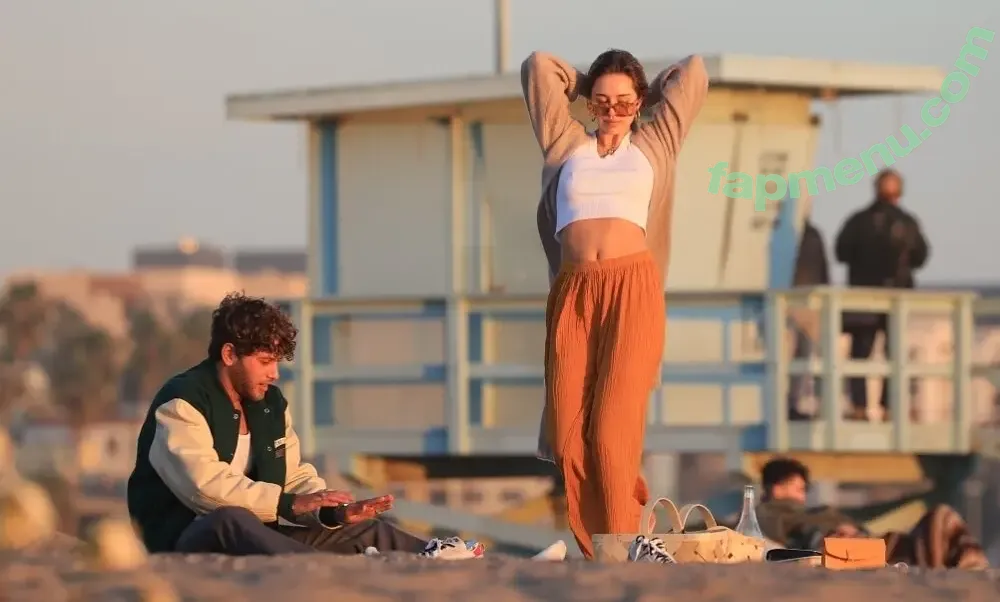 Delilah Hamlin nude photo #0213 (Delilah Hamlin)